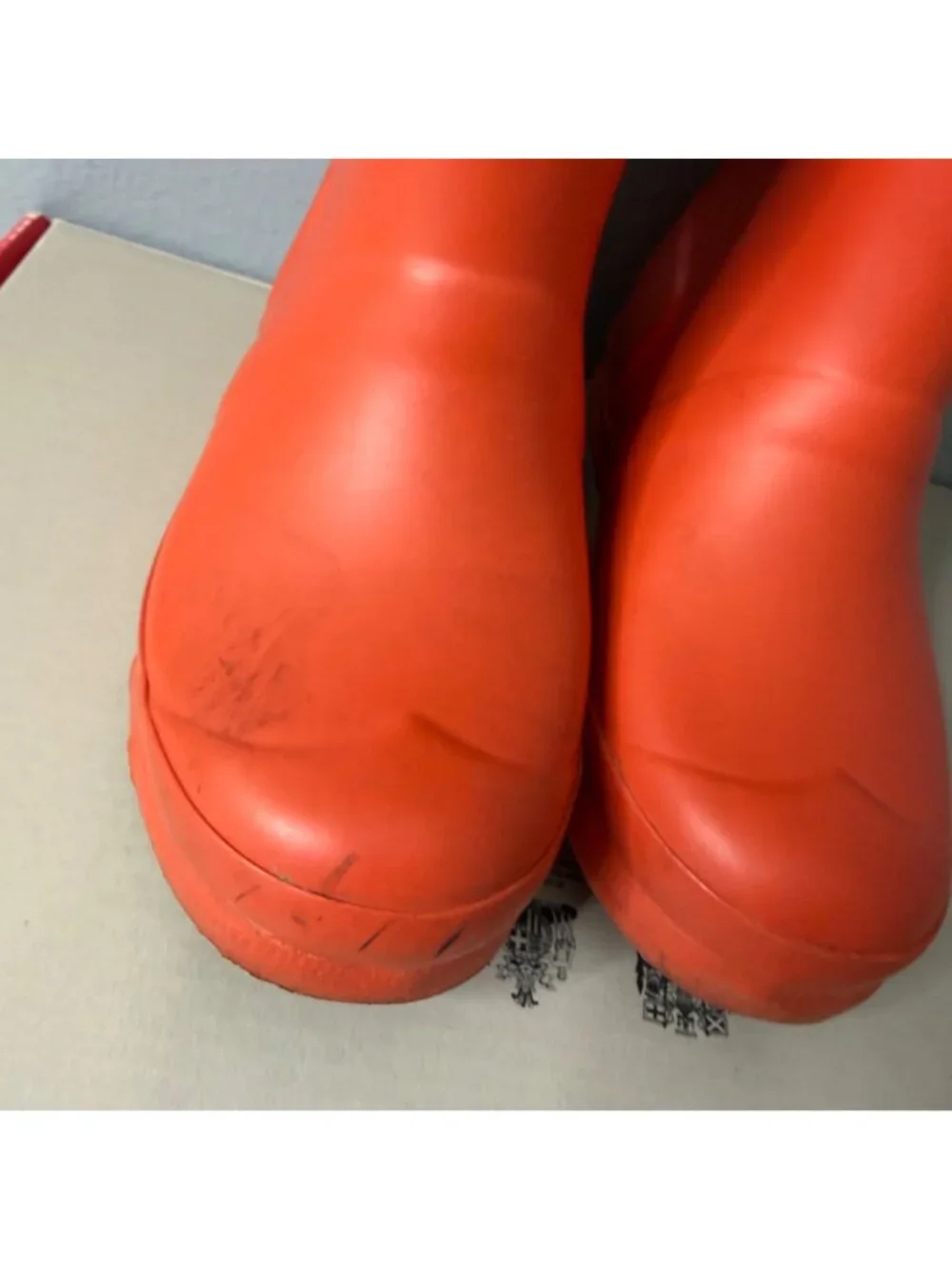 HUNTER orange boots with quilted cuff lining size 10B/11G
